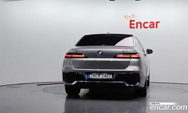 BMW 7 серия 2024 3.0 автомат (гидро), миниатюра 4