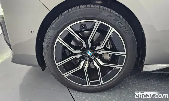 BMW 7 серия 2024 3.0 автомат (гидро), миниатюра 5