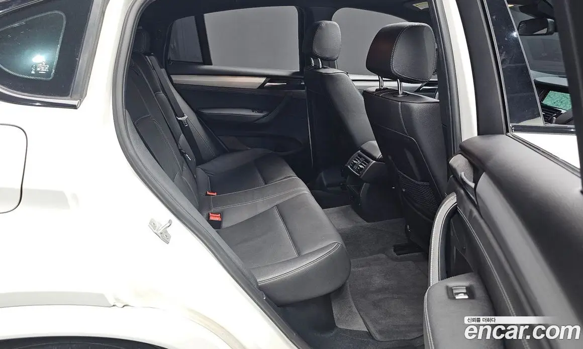 BMW X4 2017 2.0 автомат (гидро), фото 17
