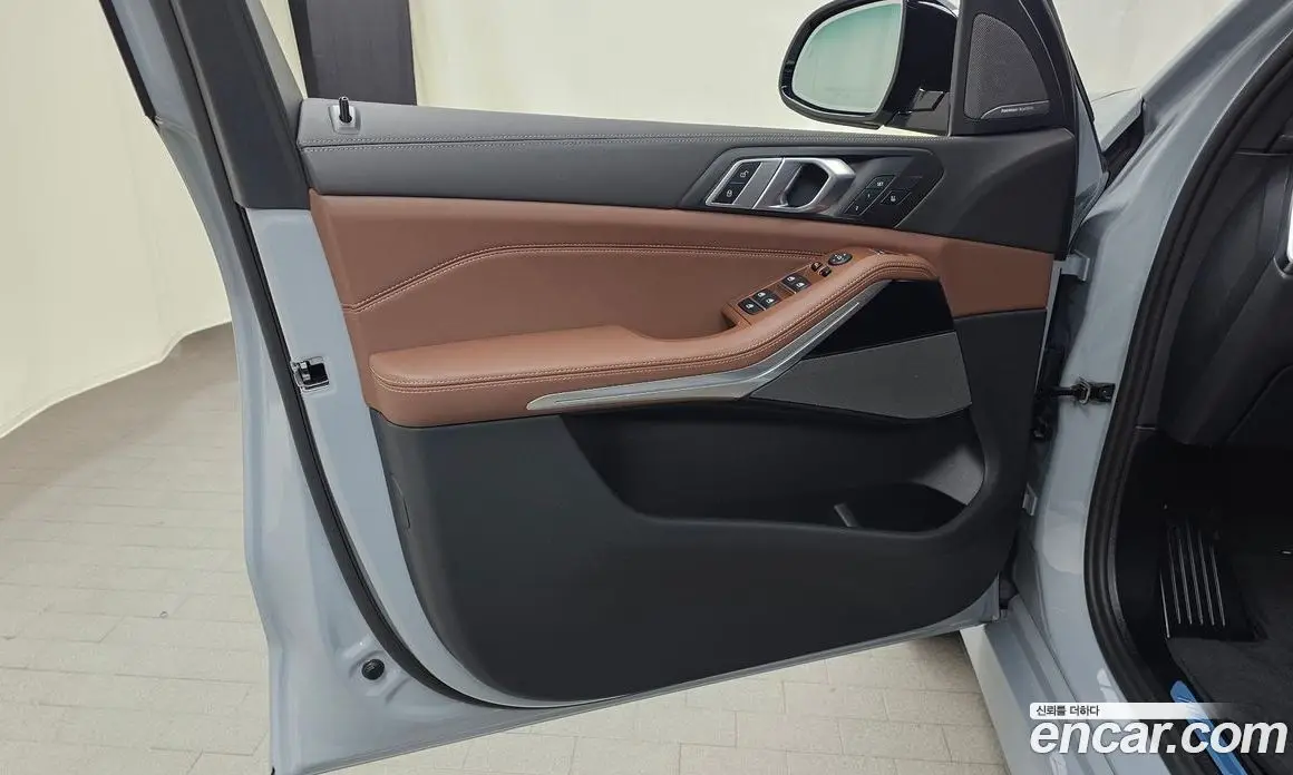 BMW X5 2025 3.0 автомат (гидро), фото 14
