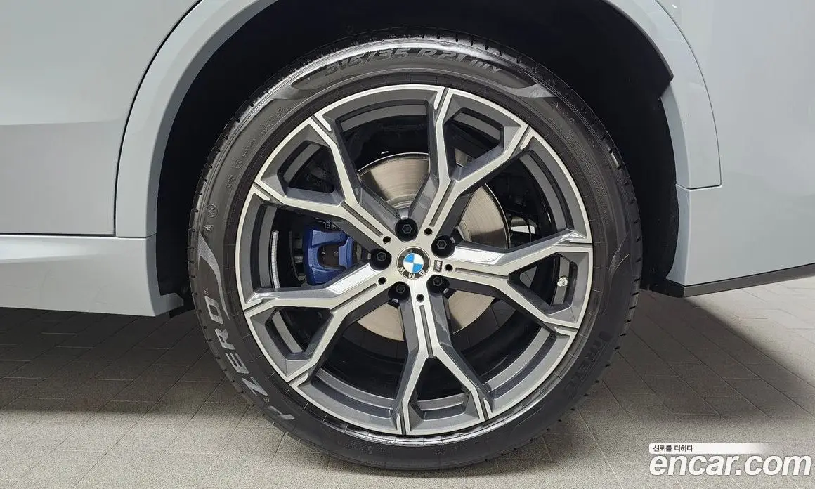BMW X5 2025 3.0 автомат (гидро), фото 7