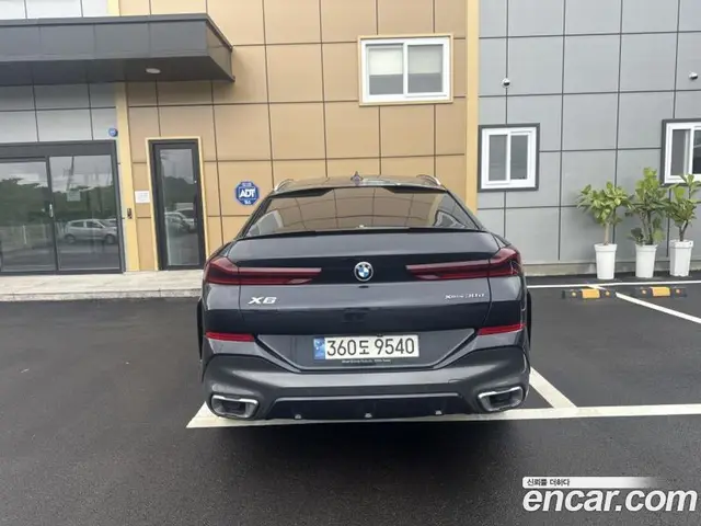 BMW X6 2021 3.0 автомат (гидро), миниатюра 4