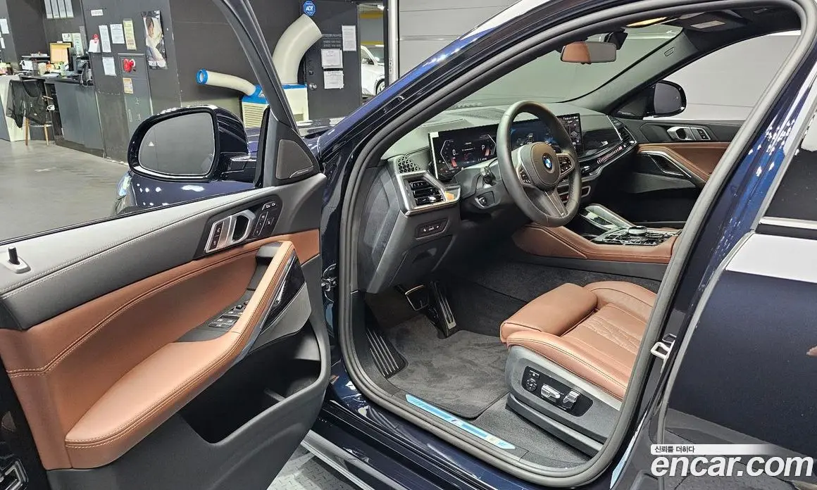 BMW X6 2025 3.0 автомат (гидро), фото 13