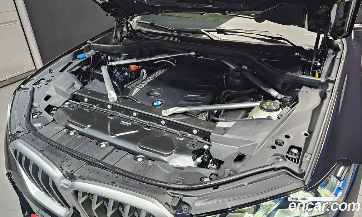 BMW X6 2025 3.0 автомат (гидро), фото 6
