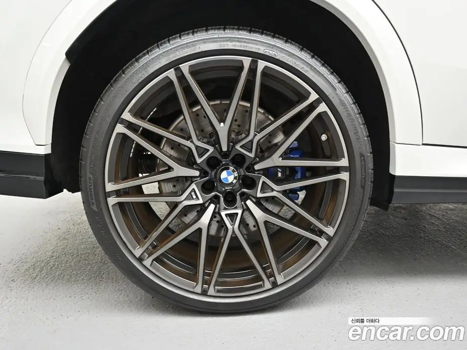 BMW X6M 2024 4.4 автомат (гидро), фото 5