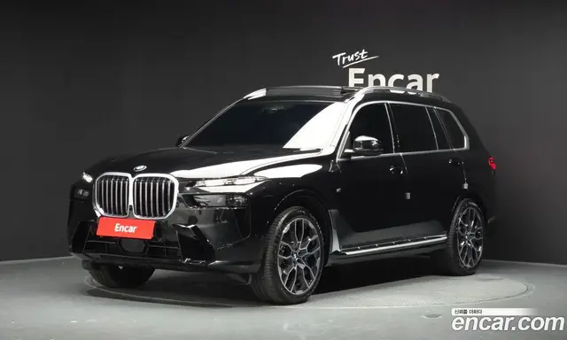 BMW X7, 2025, 3 960 км
