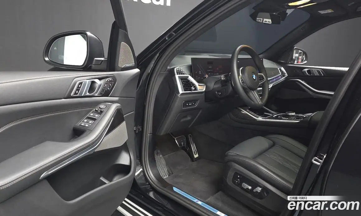 BMW X7 2025 3.0 автомат (гидро), фото 13
