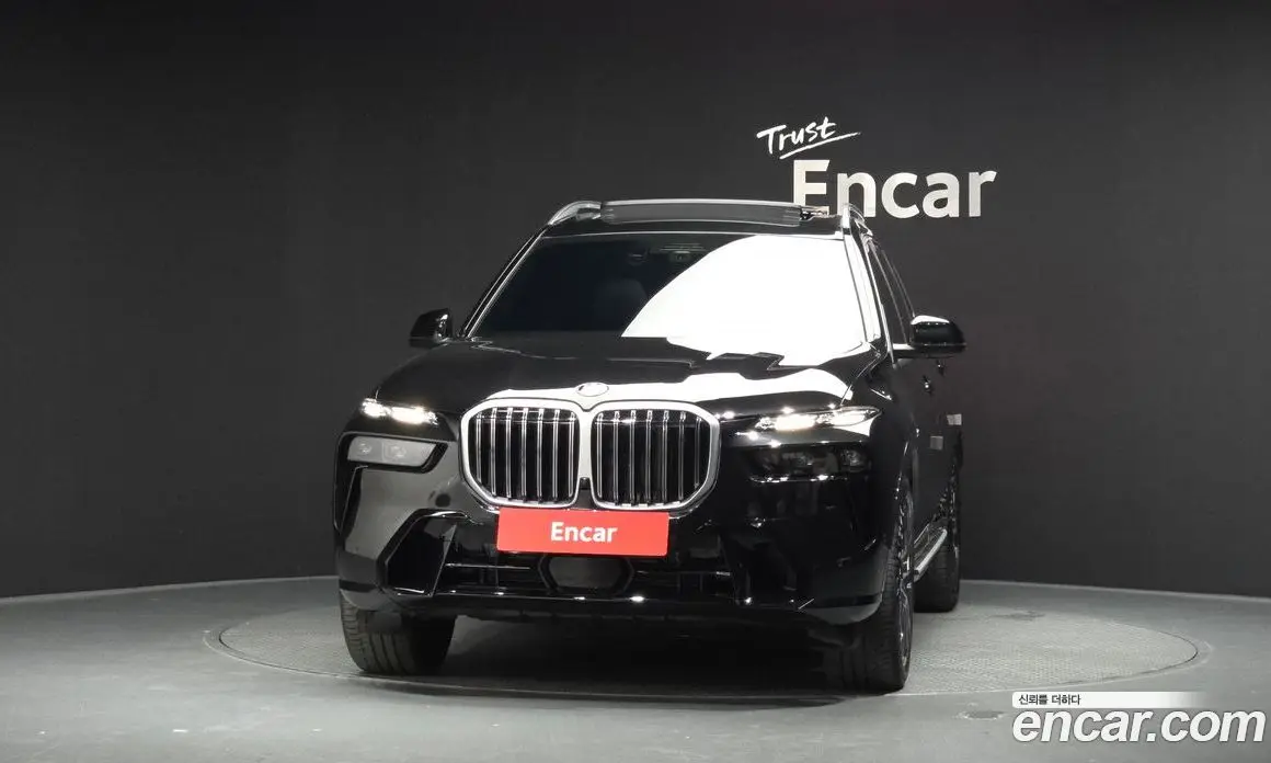 BMW X7 2025 3.0 автомат (гидро), фото 3