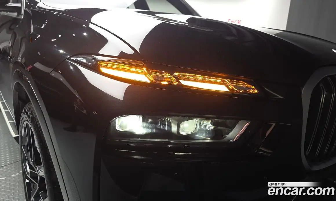 BMW X7 2025 3.0 автомат (гидро), фото 8