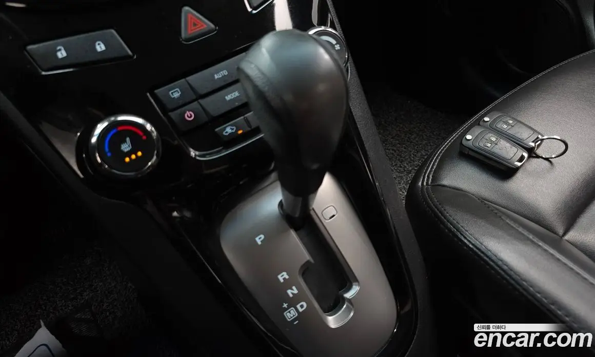 Chevrolet Orlando 2012 2.0 автомат (гидро), фото 9