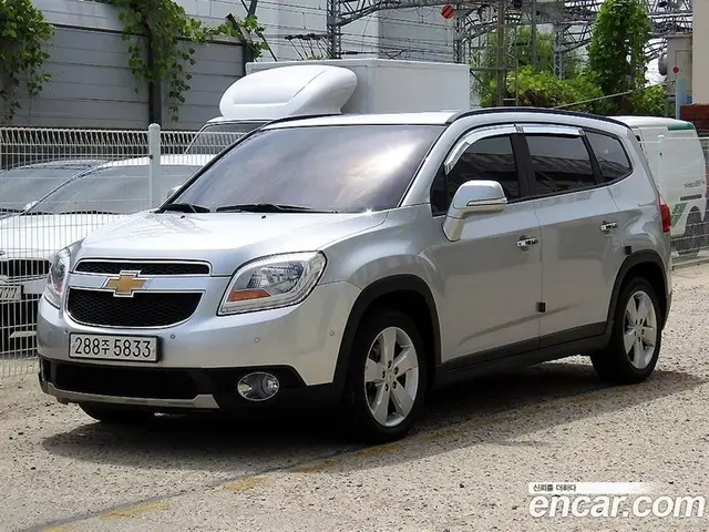 Chevrolet Orlando 2018 2.0 автомат (гидро), миниатюра 2
