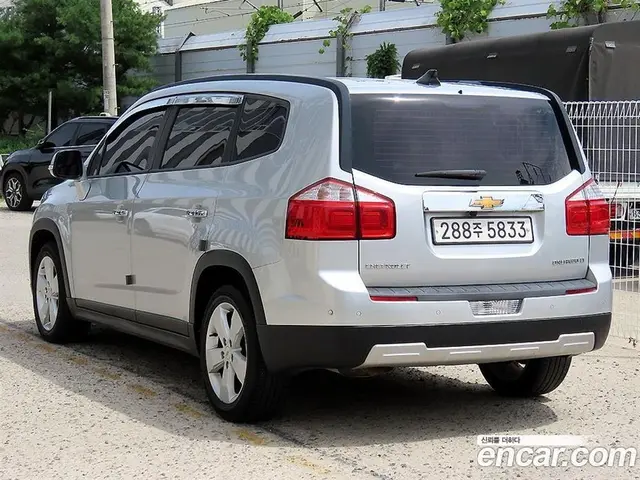 Chevrolet Orlando 2018 2.0 автомат (гидро), миниатюра 3