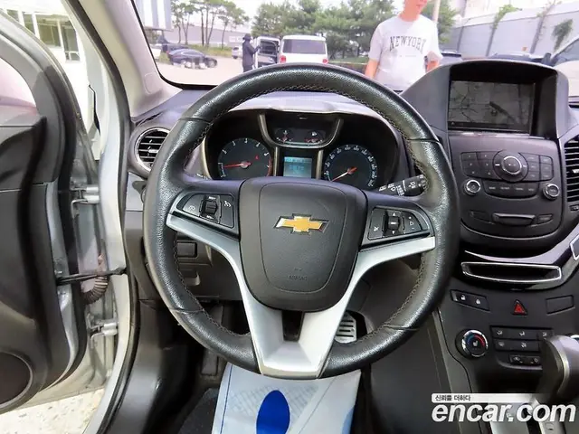 Chevrolet Orlando 2018 2.0 автомат (гидро), миниатюра 8