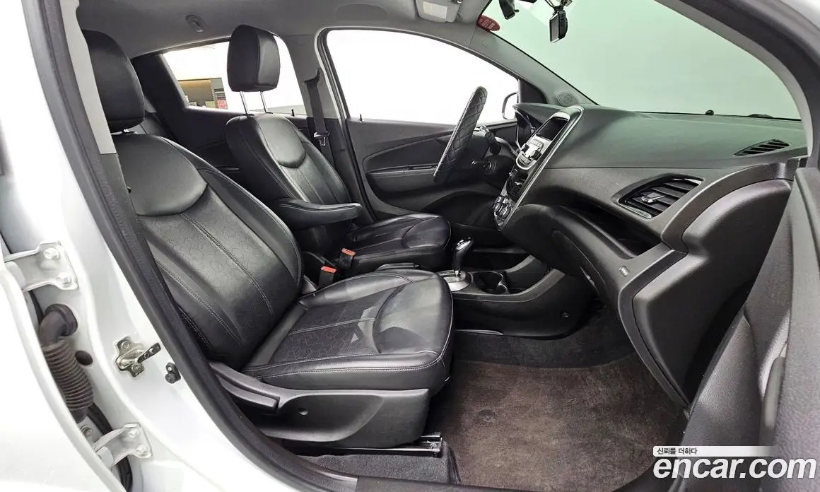 Chevrolet Spark 2015 1.0 автомат (гидро), фото 16
