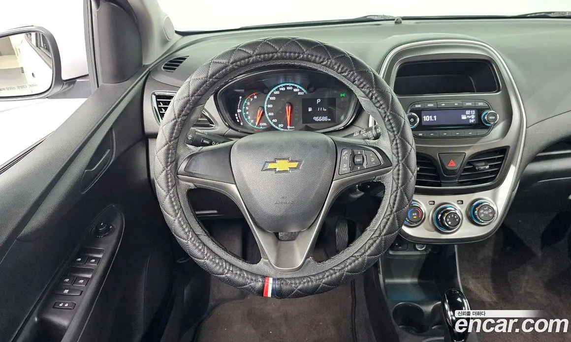 Chevrolet Spark 2015 1.0 автомат (гидро), фото 18