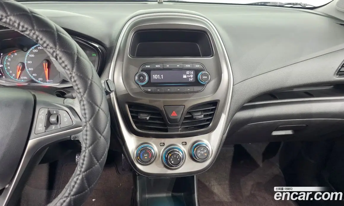 Chevrolet Spark 2015 1.0 автомат (гидро), фото 20