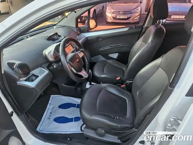 Chevrolet Spark 2015 1.0 автомат (гидро), миниатюра 8