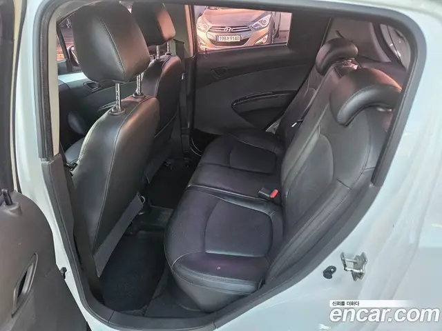 Chevrolet Spark 2015 1.0 автомат (гидро), миниатюра 9