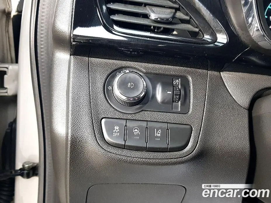 Chevrolet Spark 2016 1.0 автомат (гидро), фото 11