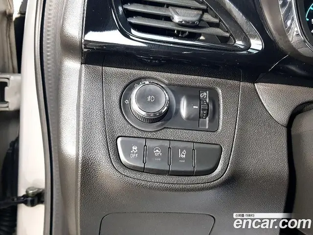Chevrolet Spark 2016 1.0 автомат (гидро), миниатюра 11