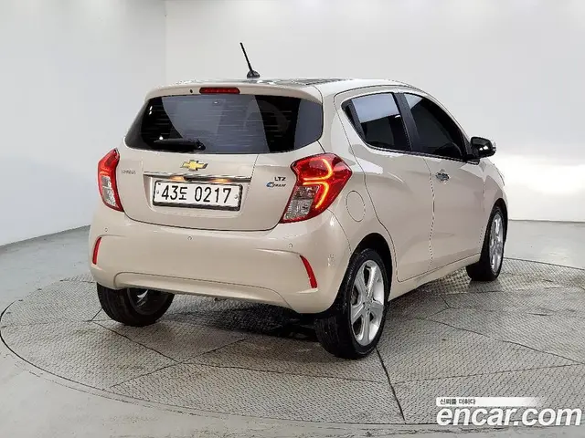 Chevrolet Spark 2016 1.0 автомат (гидро), миниатюра 4