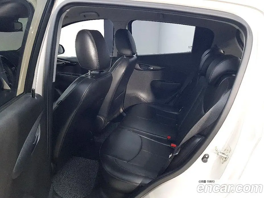 Chevrolet Spark 2016 1.0 автомат (гидро), фото 9