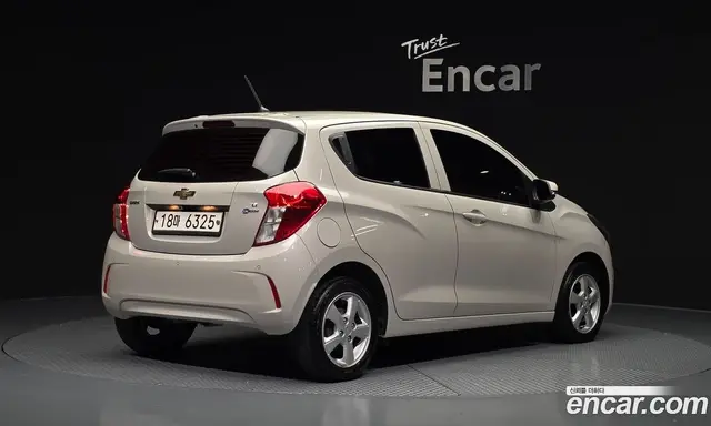 Chevrolet Spark 2017 1.0 автомат (гидро), миниатюра 2