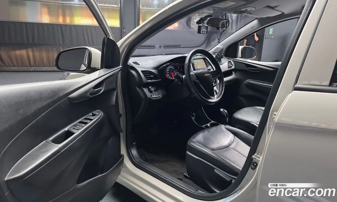 Chevrolet Spark 2017 1.0 автомат (гидро), фото 13