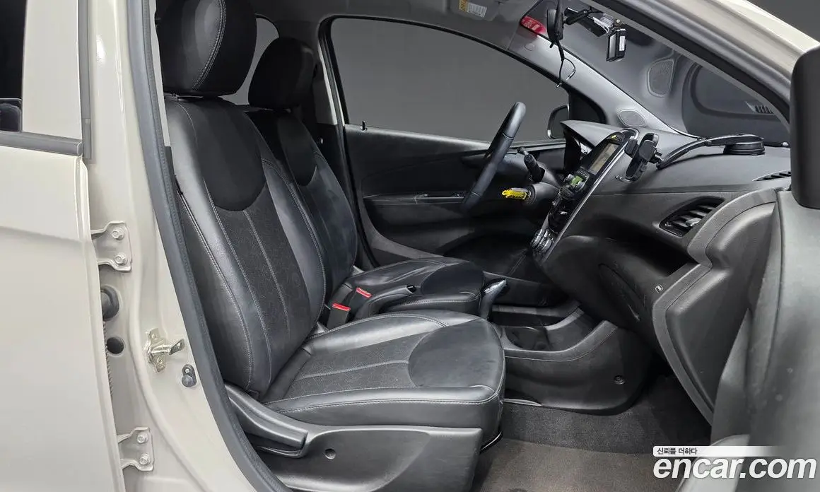 Chevrolet Spark 2017 1.0 автомат (гидро), фото 17