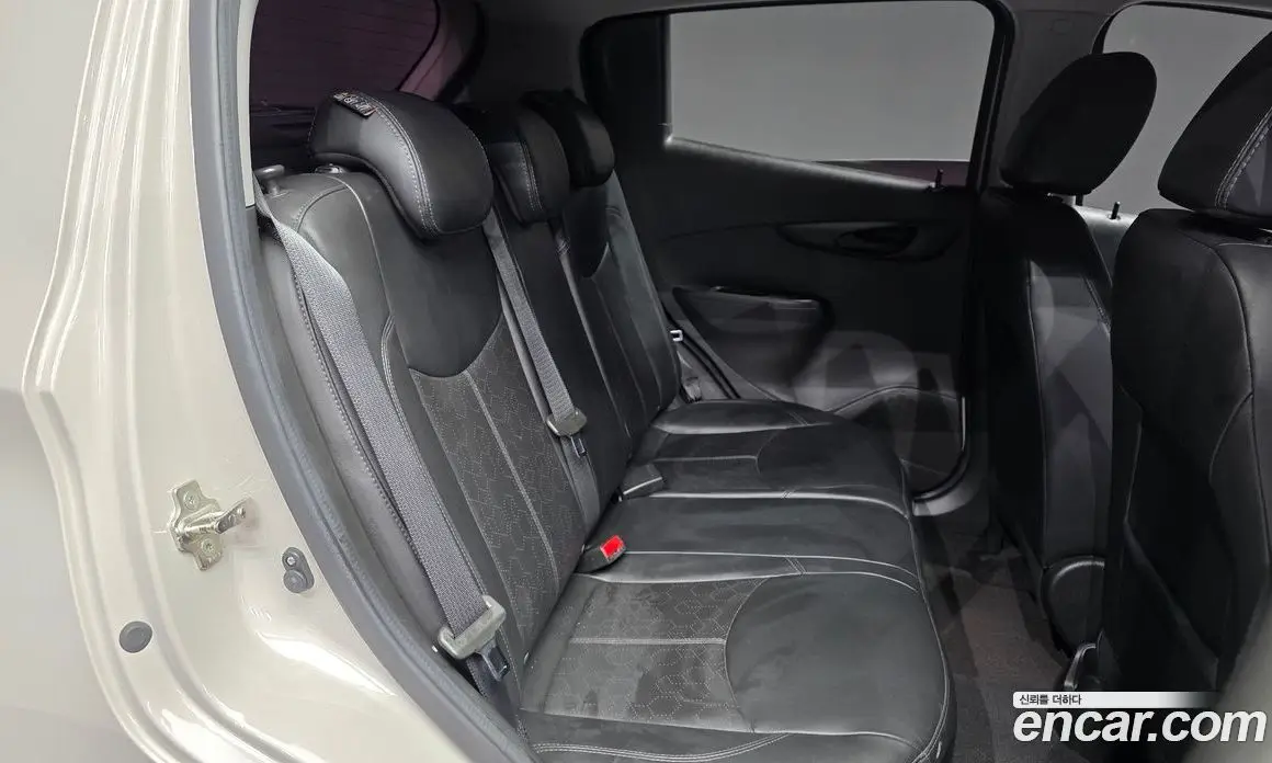 Chevrolet Spark 2017 1.0 автомат (гидро), фото 18