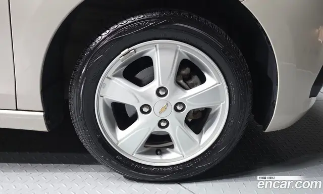 Chevrolet Spark 2017 1.0 автомат (гидро), миниатюра 7