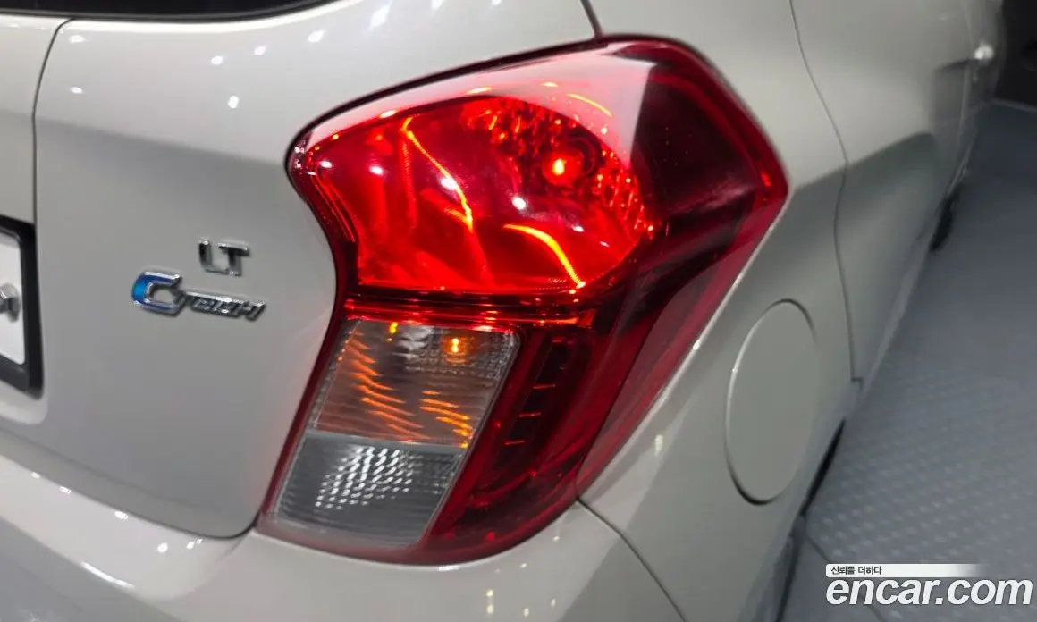 Chevrolet Spark 2017 1.0 автомат (гидро), фото 9