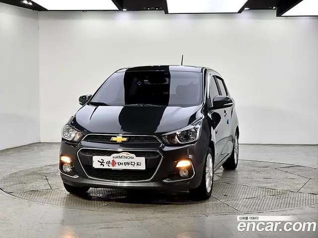 Chevrolet Spark 2017 1.0 автомат (гидро), миниатюра 2