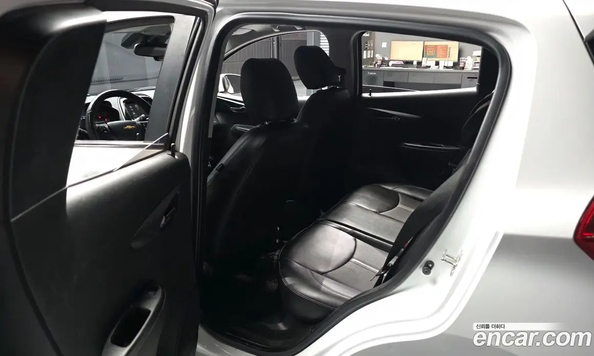 Chevrolet Spark 2018 1.0 автомат (гидро), фото 16