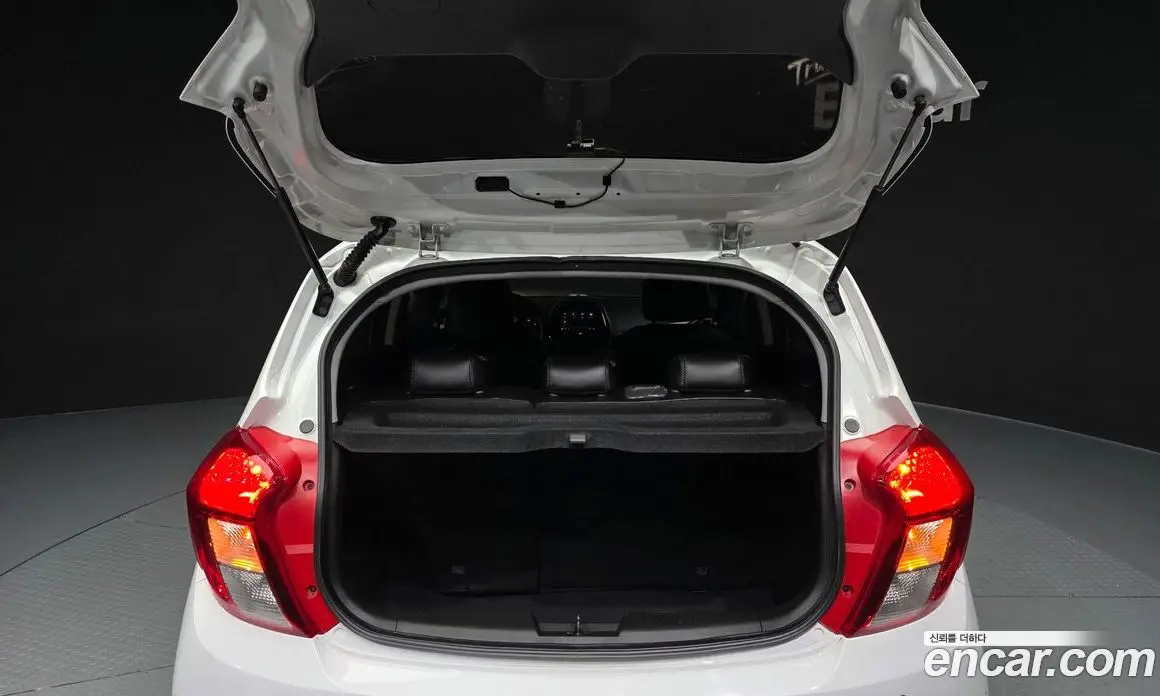 Chevrolet Spark 2018 1.0 автомат (гидро), фото 26