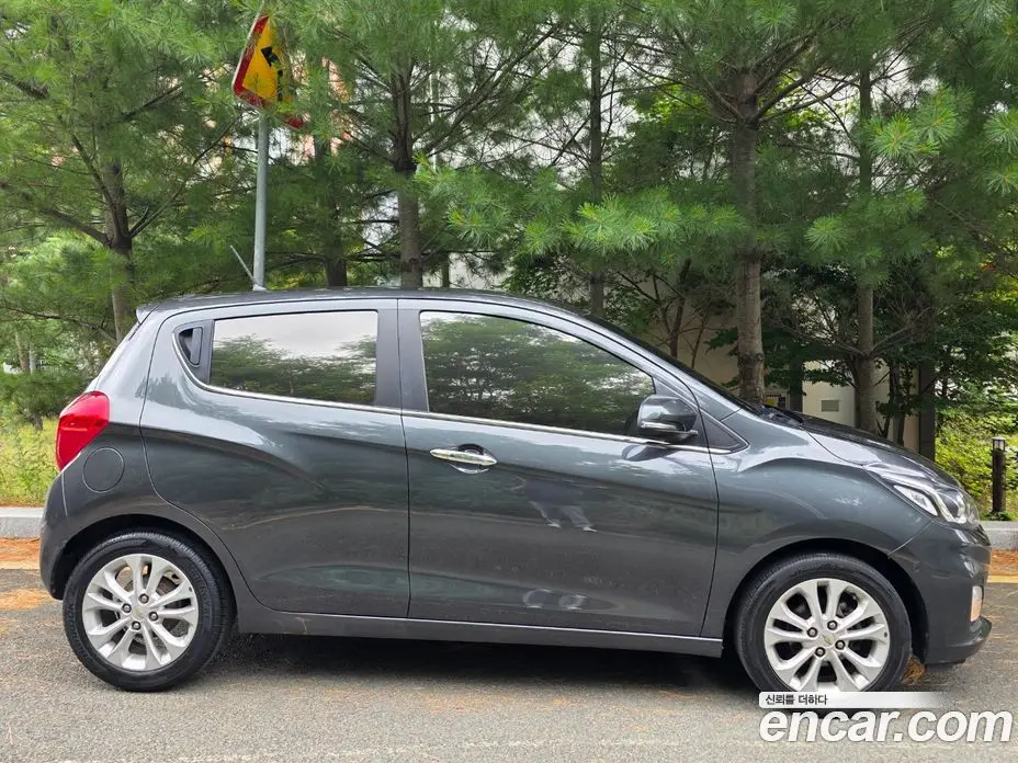 Chevrolet Spark 2019 1.0 автомат (гидро), фото 3