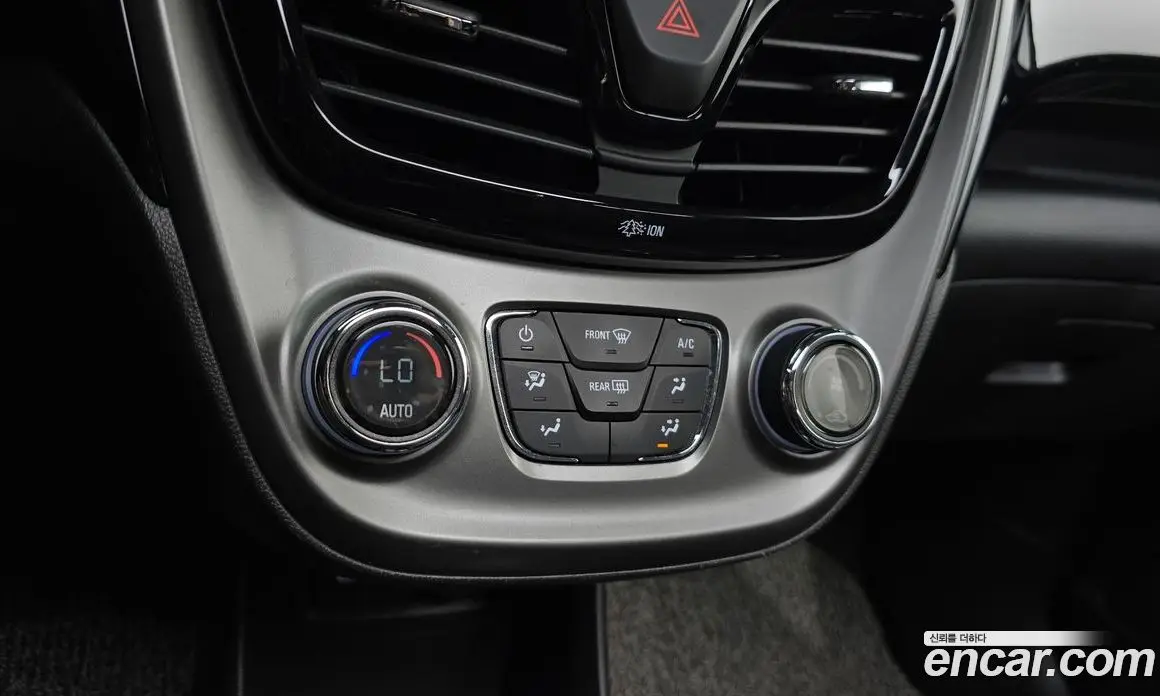 Chevrolet Spark 2020 1.0 автомат (гидро), фото 27