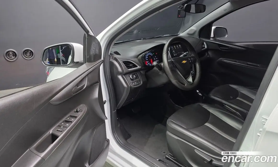 Chevrolet Spark 2020 1.0 автомат (гидро), фото 13