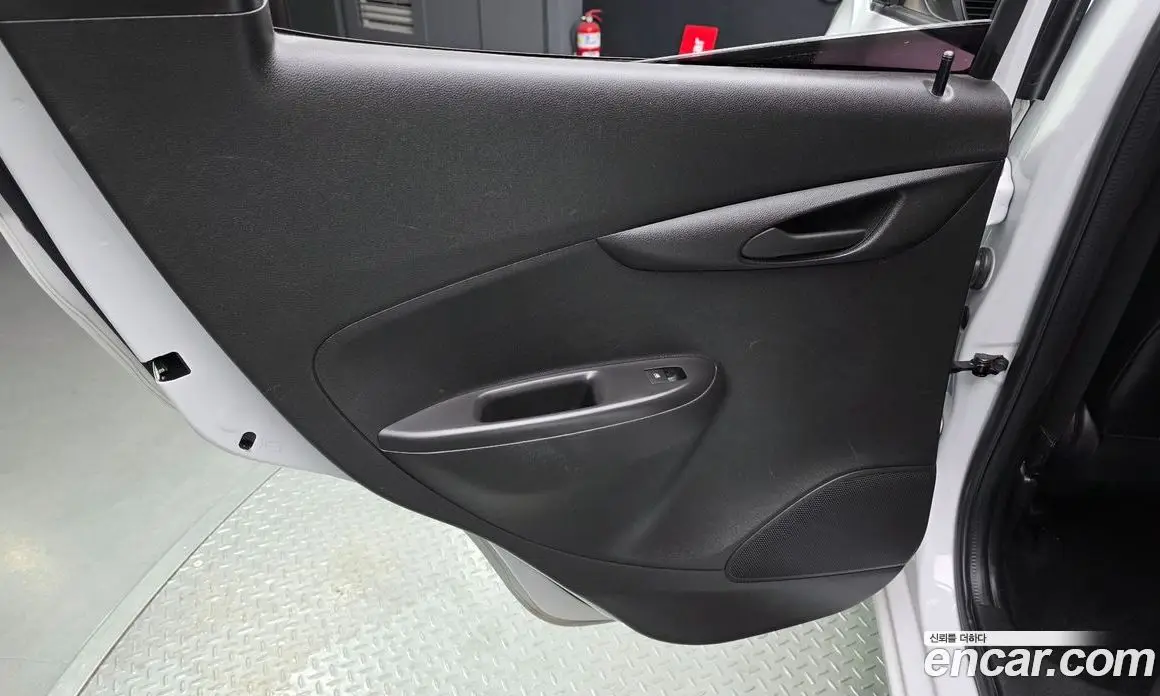 Chevrolet Spark 2020 1.0 автомат (гидро), фото 15