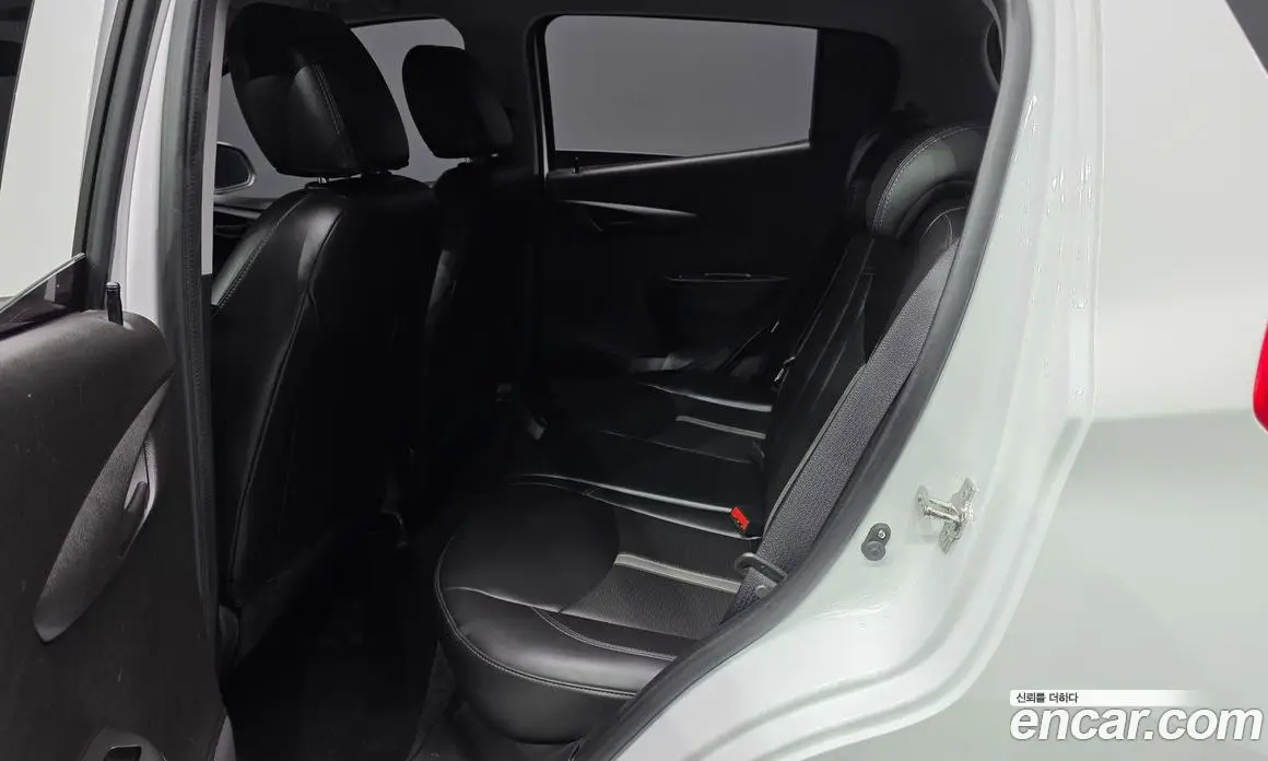 Chevrolet Spark 2020 1.0 автомат (гидро), фото 16
