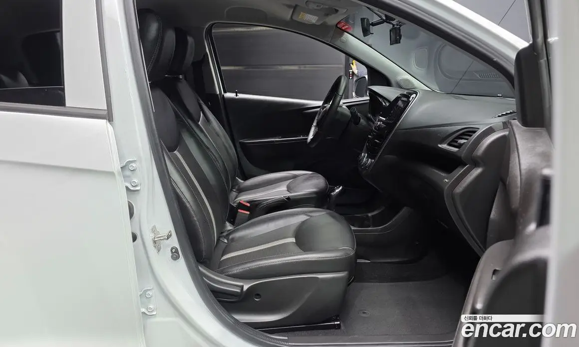 Chevrolet Spark 2020 1.0 автомат (гидро), фото 17