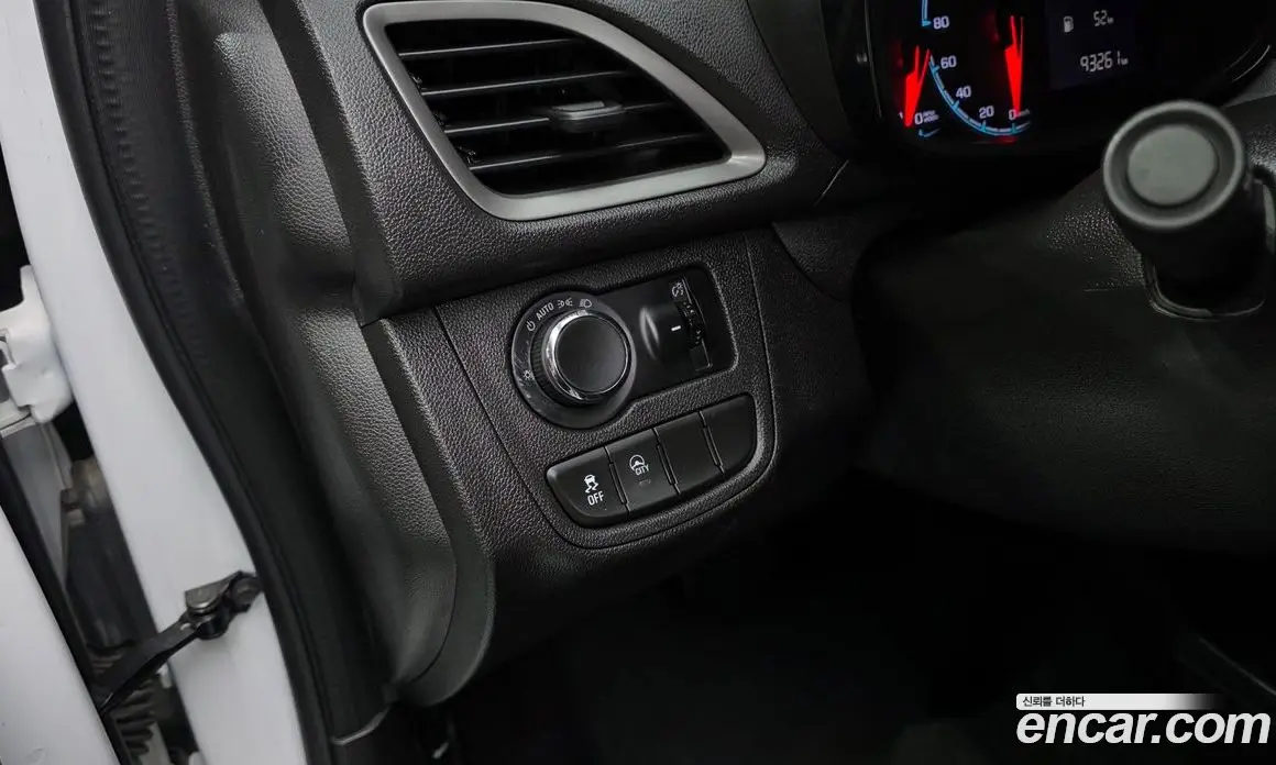 Chevrolet Spark 2020 1.0 автомат (гидро), фото 23