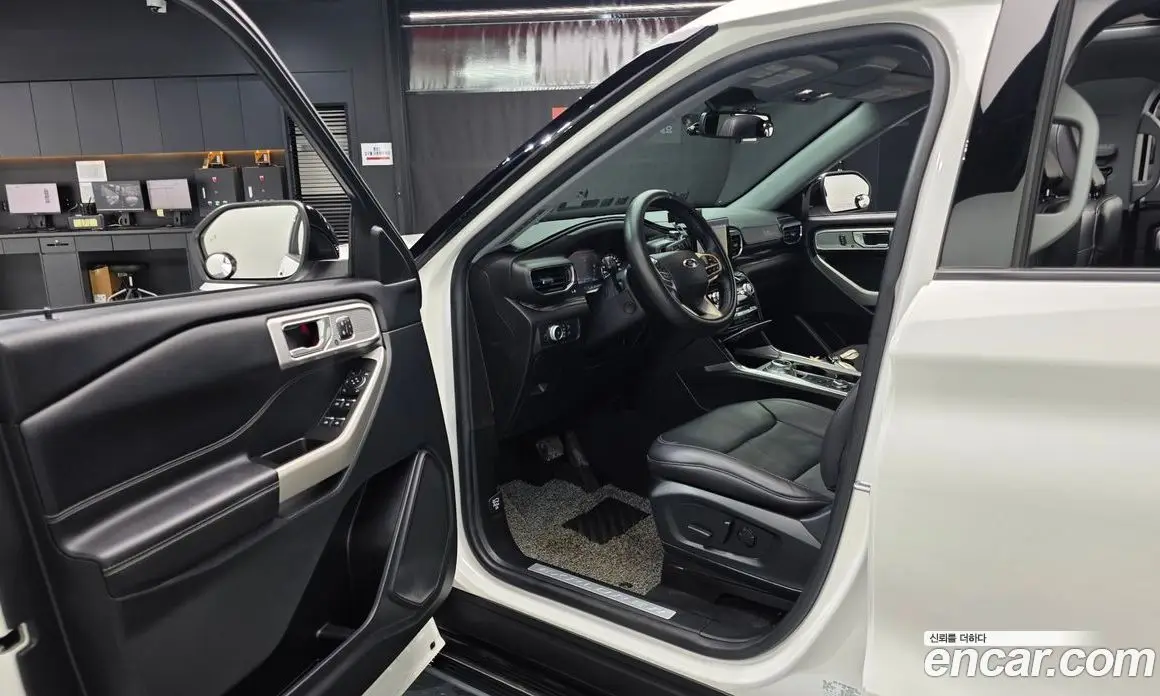 Ford Explorer 2021 2.3 автомат (гидро), фото 12