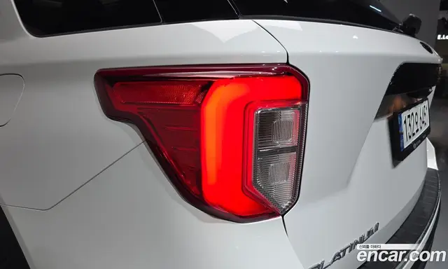 Ford Explorer 2021 3.0 автомат (гидро), миниатюра 9