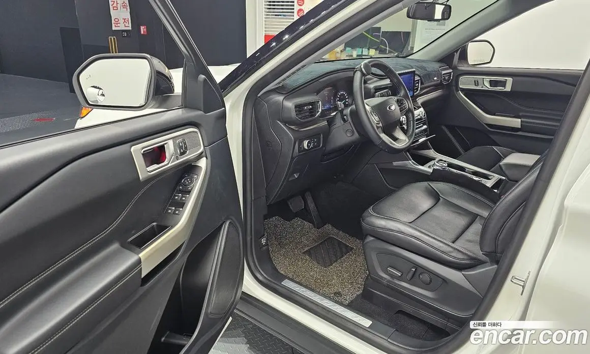 Ford Explorer 2021 2.3 автомат (гидро), фото 12