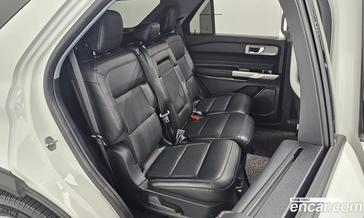 Ford Explorer 2021 2.3 автомат (гидро), фото 16