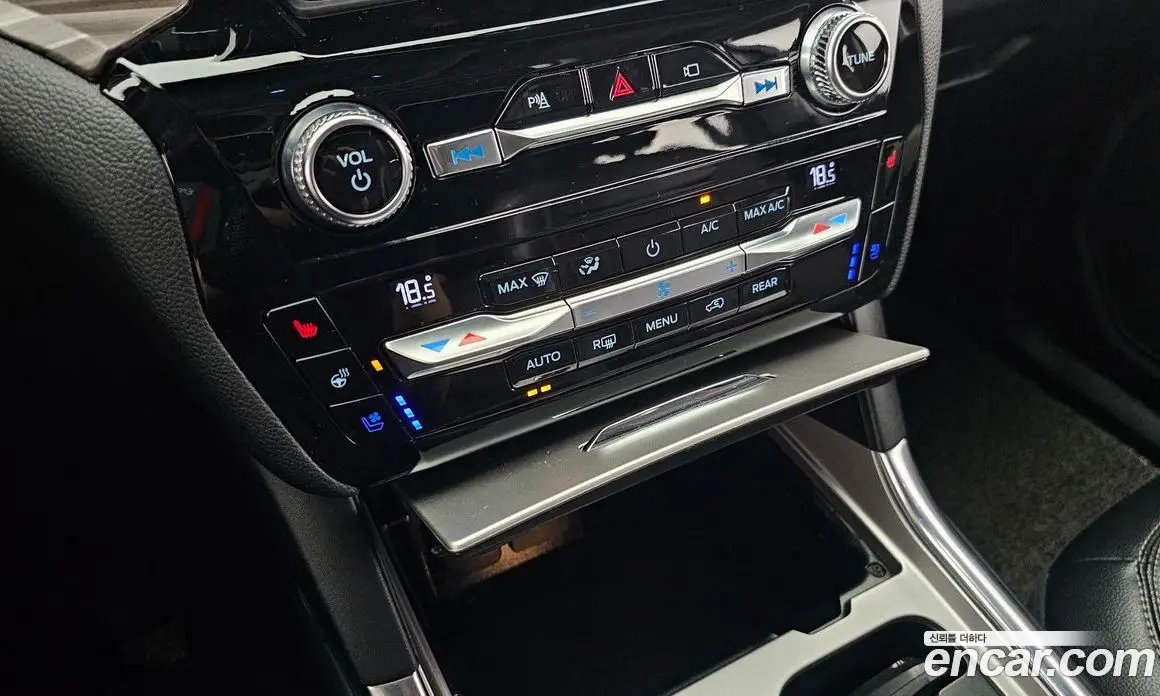 Ford Explorer 2021 2.3 автомат (гидро), фото 29