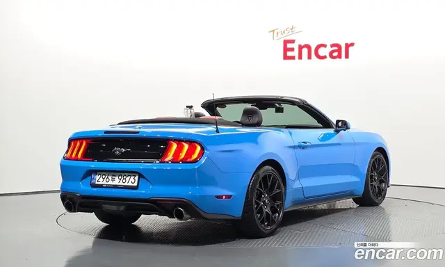 Ford Mustang 2022 2.3 автомат (гидро), миниатюра 2