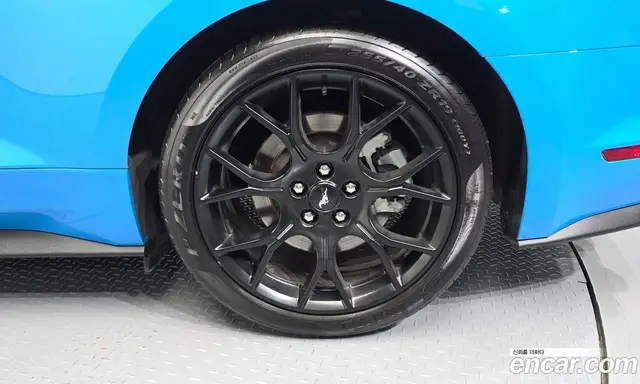 Ford Mustang 2022 2.3 автомат (гидро), миниатюра 5