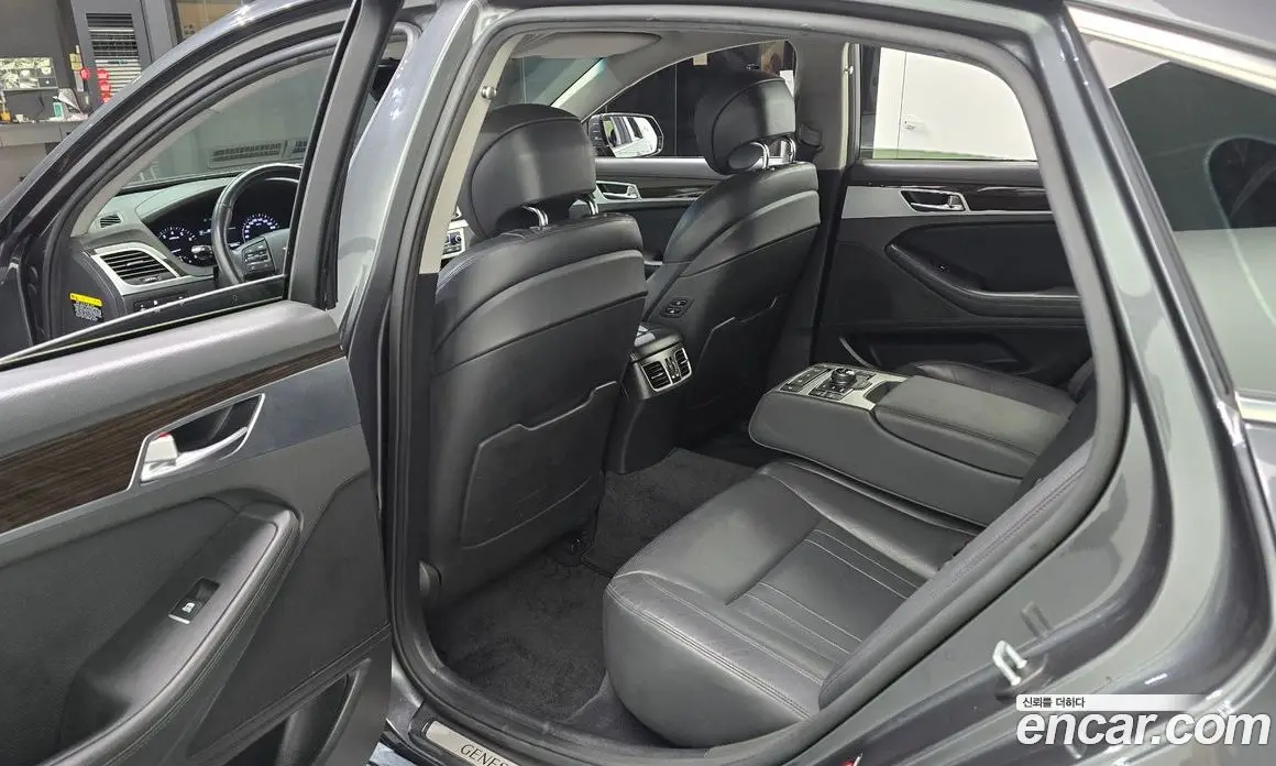 Genesis G80 2018 3.3 автомат (гидро), фото 17